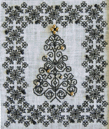 [Christmas tree] 裏面をきれいに仕上げるために、糸継ぎは表面でして、端糸でビーズを付けました。